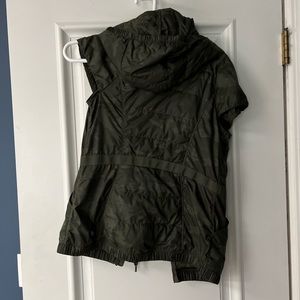 Lululemon Camo Vest